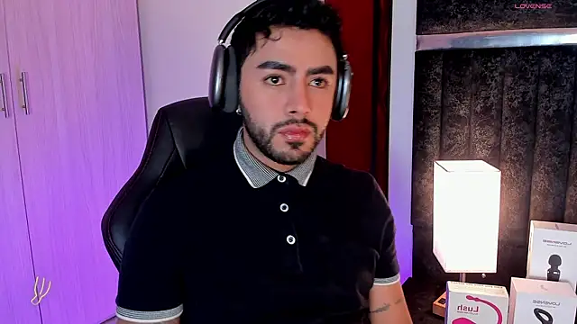 ItsMeEros online show from February 8, 10:51 pm