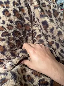 CoolBiDude online show from April 27, 2:46 pm