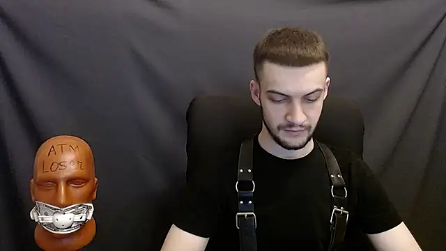 Snapshot of _Damien_thorn_ chatting on December 11, 8:27 pm  Damien thorn  online show from December 11, 8:27 pm
