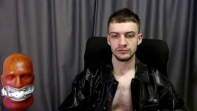 Snapshot of _Damien_thorn_ chatting on October 13, 2:39 am  Damien thorn  online show from October 13, 2:39 am