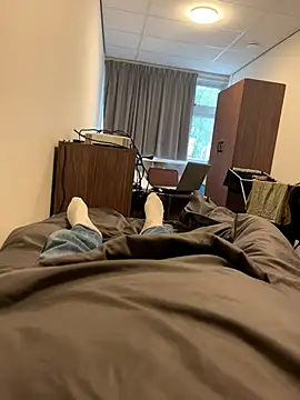 Snapshot of mihaixxx1 chatting on October 4, 12:21 pm mihaixxx1 online show from October 4, 12:21 pm