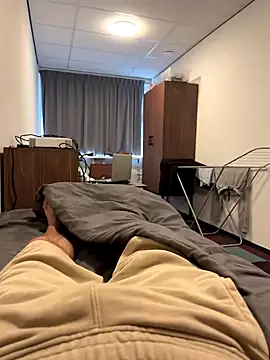 Snapshot of mihaixxx1 chatting on September 27, 1:53 pm mihaixxx1 online show from September 27, 1:53 pm