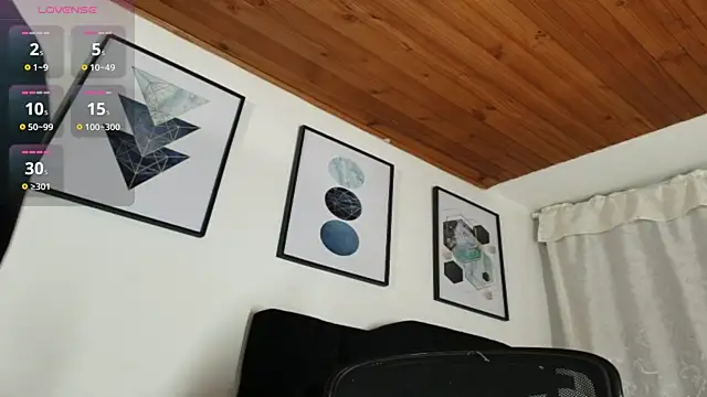 sam her online show from November 24, 8:32 pm