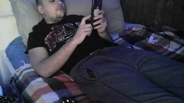 Snapshot of ItalianVinDiesel chatting on January 12, 3:24 pm ItalianVinDiesel online show from January 12, 3:24 pm