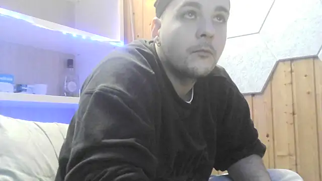 Snapshot of ItalianVinDiesel chatting on January 7, 1:21 pm ItalianVinDiesel online show from January 7, 1:21 pm