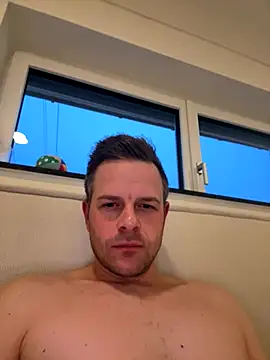 Danii0790 online show from December 3, 3:40 pm