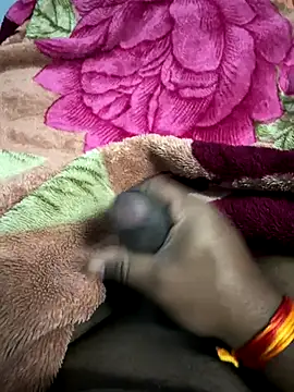 Honeydick7 online show from October 31, 6:00 pm