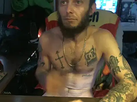 CloudDadddyyy420 online show from March 16, 9:47 pm