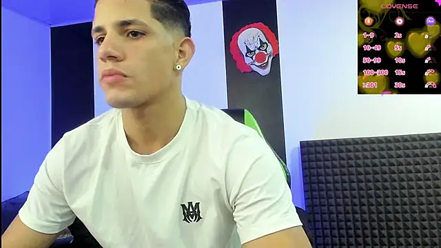 jhonnysnow17 online show from December 24, 3:27 am