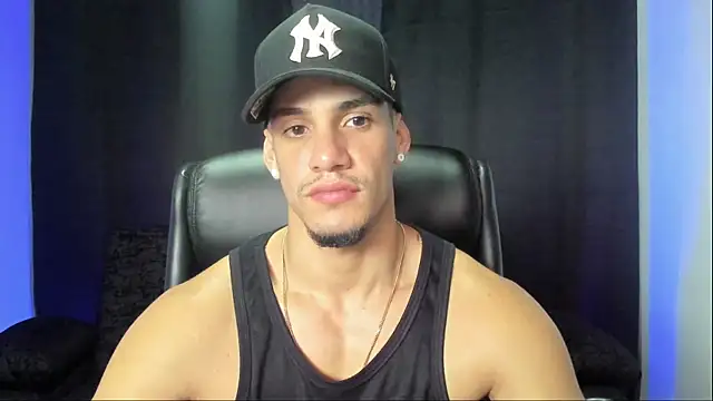 jhonnysnow17 online show from October 5, 9:52 pm