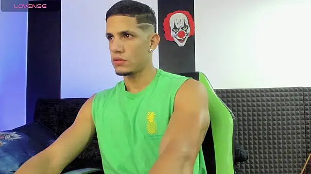 jhonnysnow17 online show from February 4, 4:16 am