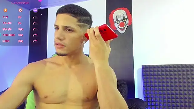 jhonnysnow17 online show from January 30, 11:55 pm