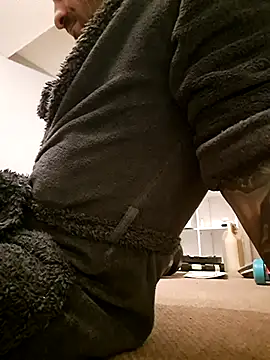 crisconst online show from December 16, 9:33 pm