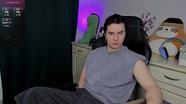 Vincent Strong online show from January 19, 8:27 am