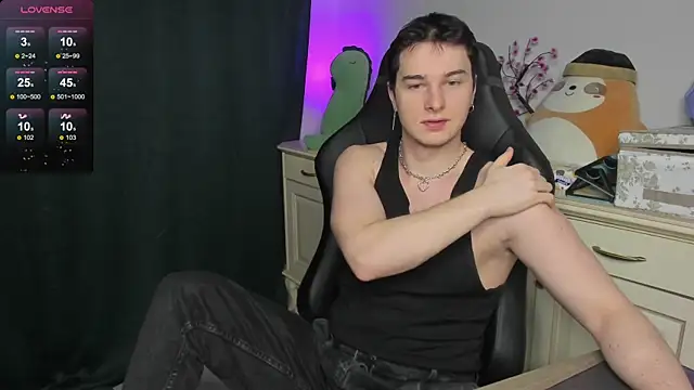 Vincent Strong online show from January 7, 8:08 am