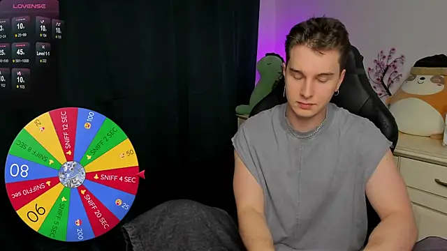 Vincent Strong online show from November 29, 2:30 pm