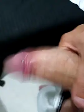 Dick69xxxxx online show from February 10, 11:31 pm