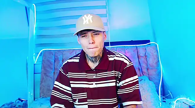 Snapshot of _justinmoon2 chatting on March 23, 3:54 am  justinmoon2 online show from March 23, 3:54 am