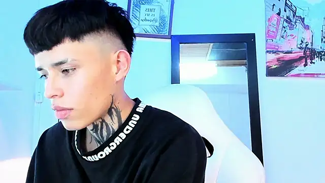 Snapshot of _justinmoon2 chatting on January 18, 10:49 pm  justinmoon2 online show from January 18, 10:49 pm