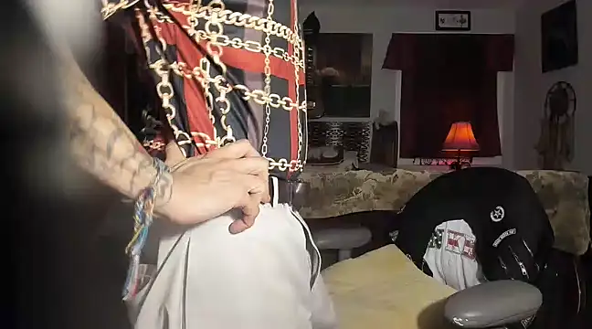 Snapshot of RoosterWabbit chatting on March 19, 3:30 am RoosterWabbit online show from March 19, 3:30 am