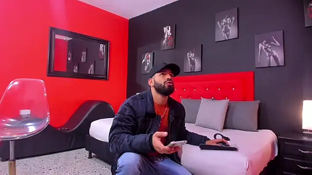 Thiagogomez online show from November 8, 12:52 pm