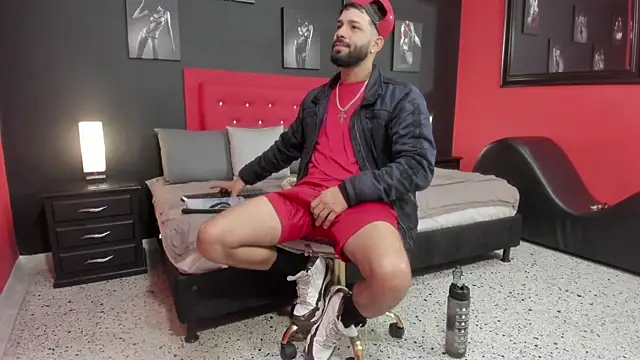 Snapshot of Thiagogomez chatting on October 22, 12:53 pm Thiagogomez online show from October 22, 12:53 pm