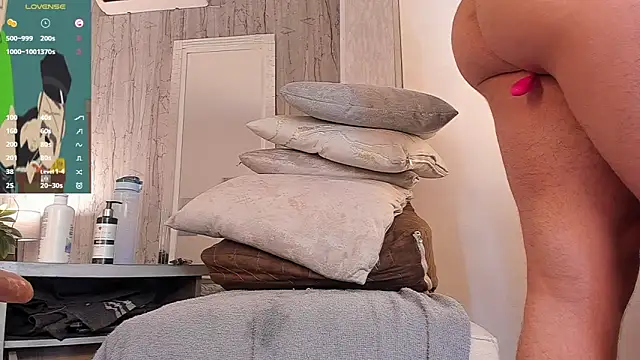 JUANDIAMONDS98 online show from February 19, 2:24 pm