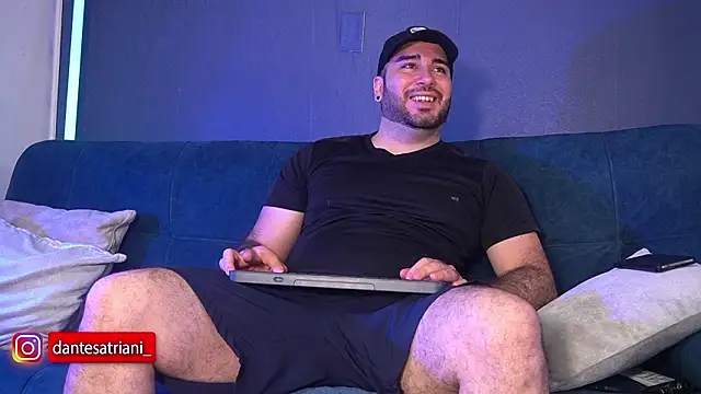 dantesatrianii online show from February 27, 3:07 am