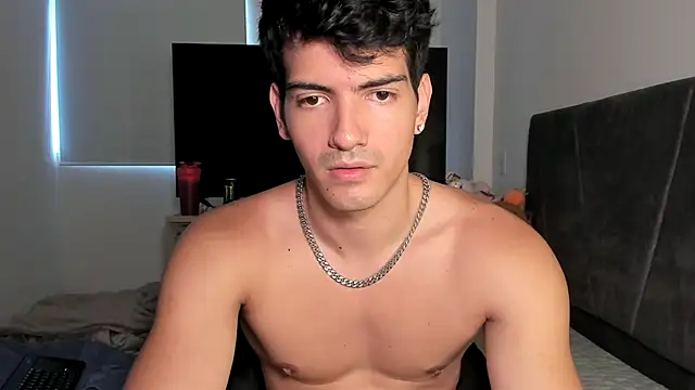 Snapshot of magnusifrit chatting on October 18, 10:15 pm magnusifrit online show from October 18, 10:15 pm