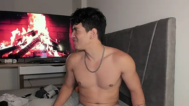 Snapshot of magnusifrit chatting on October 12, 11:54 pm magnusifrit online show from October 12, 11:54 pm