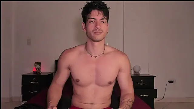 Snapshot of magnusifrit chatting on March 8, 9:18 pm magnusifrit online show from March 8, 9:18 pm