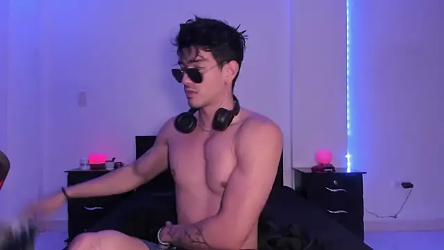 Snapshot of magnusifrit chatting on January 16, 9:08 pm magnusifrit online show from January 16, 9:08 pm