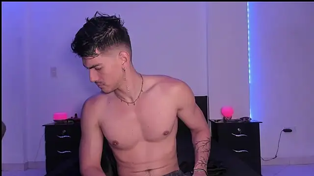 Snapshot of magnusifrit chatting on January 29, 9:07 pm magnusifrit online show from January 29, 9:07 pm