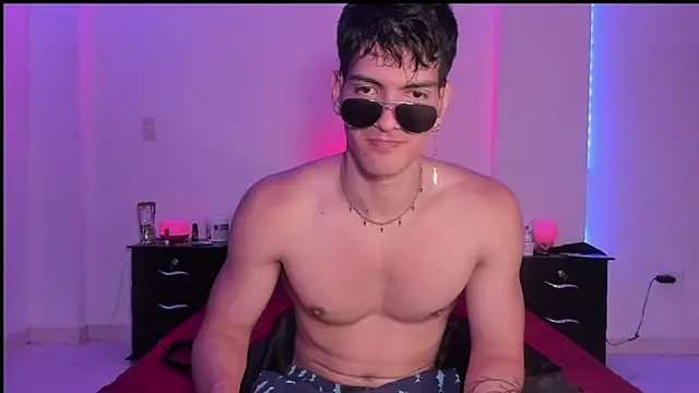 Snapshot of magnusifrit chatting on February 13, 9:50 pm magnusifrit online show from February 13, 9:50 pm