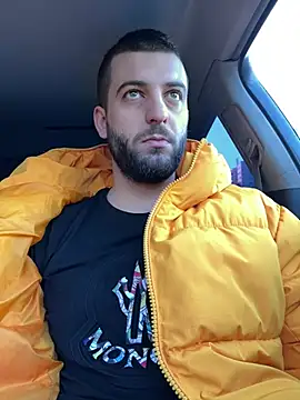 ElChapoGuzman95 online show from February 21, 6:29 am