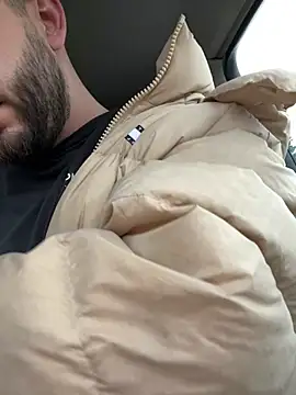 ElChapoGuzman95 online show from February 1, 6:43 am