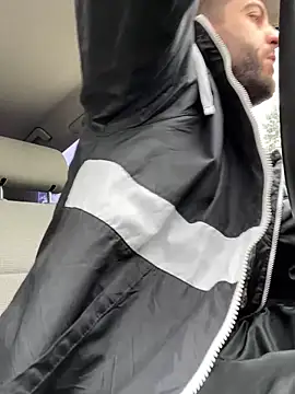 ElChapoGuzman95 online show from February 28, 7:58 am