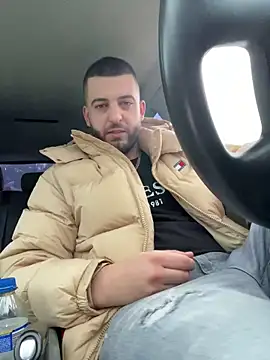 ElChapoGuzman95 online show from January 23, 6:17 am