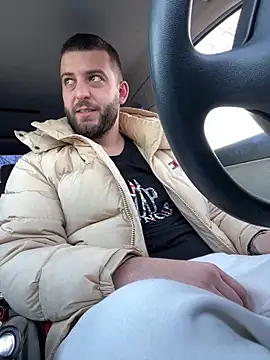 ElChapoGuzman95 online show from January 12, 7:11 am