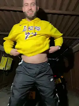 ElChapoGuzman95 online show from January 6, 2:25 pm