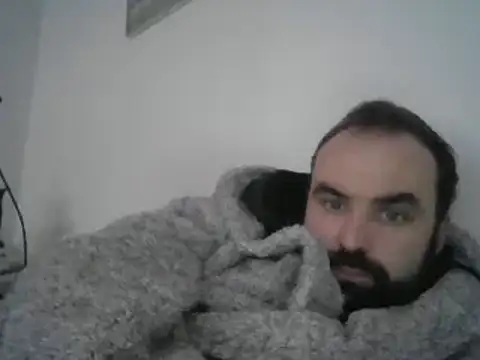 joaodias 97 online show from December 2, 9:48 pm