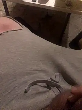 chrille82 online show from October 6, 9:41 pm