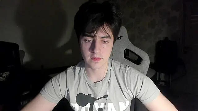 Knuckles17 online show from March 16, 4:33 pm