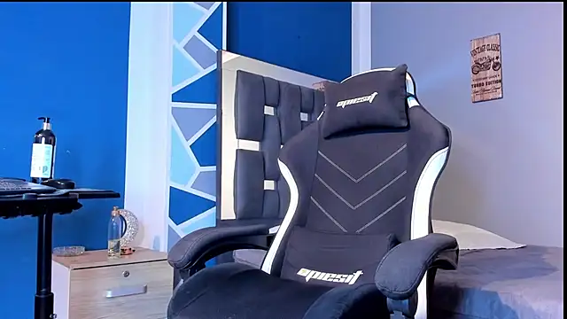 alex oficial online show from July 9, 4:49 am