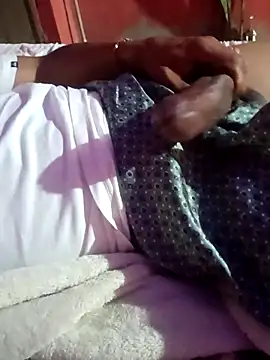 Snapshot of trinta121 chatting on October 6, 5:56 am trinta121 online show from October 6, 5:56 am