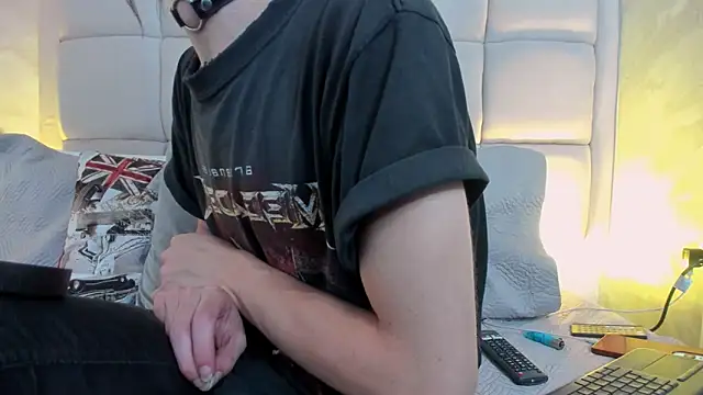 Hecatee 77 online show from November 1, 8:13 pm