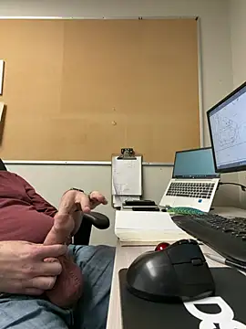 Bigbi6foot5 online show from April 17, 7:05 pm