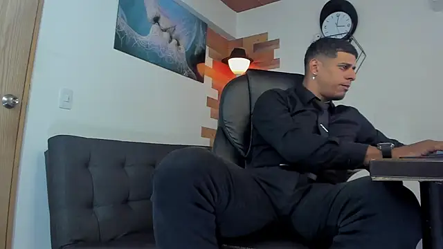 vincen jose online show from December 13, 2:10 am