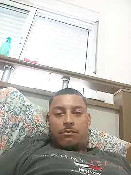 emrehliug12 online show from March 10, 2:37 pm