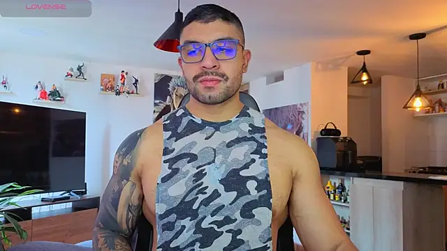 Michael Diamond online show from November 23, 3:45 pm